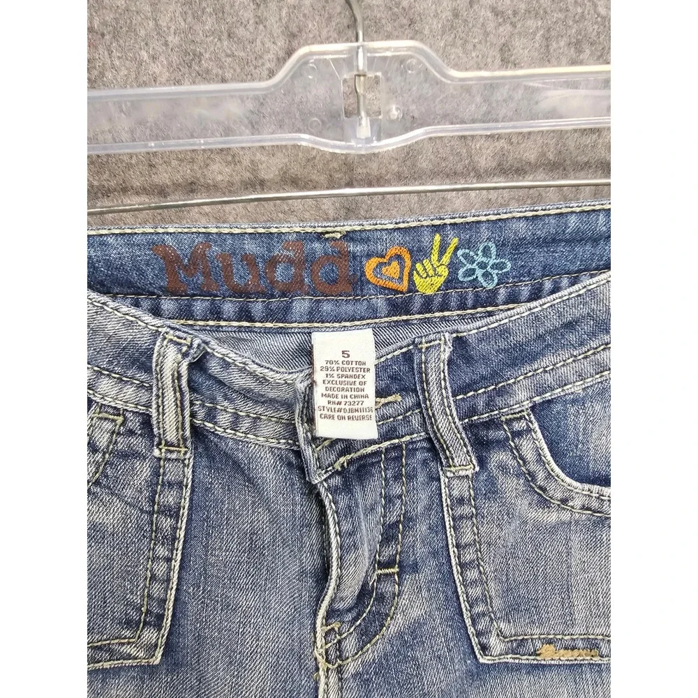 Mudd Womens Size 5 Blue Denim Bermuda Shorts Y2K Cuffed‎ Distressed DJBM11136